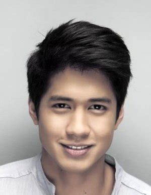Aljur Abrenica (Aljur Guiang Abrenica) .